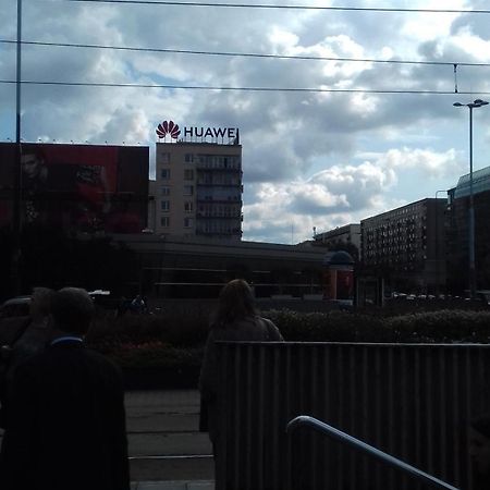 Metro Centrum Bed Warschau Buitenkant foto